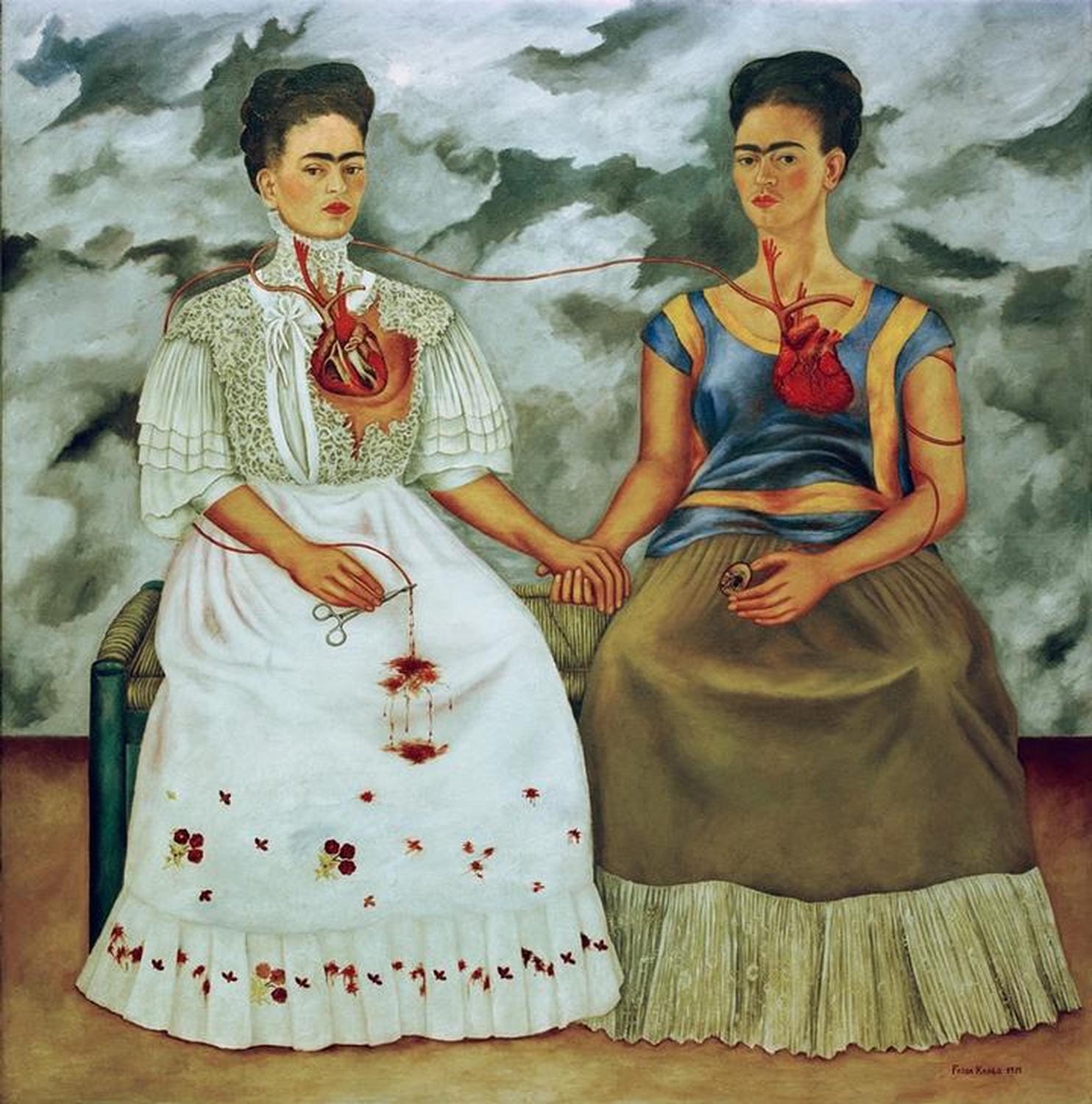 Frida Kahlo malt zwei Fridas, die ihre Hände halten, während ihre Herzen verbunden sind. Das Gemälde zeigt eine Mischung aus westlicher und mexikanischer Identität.