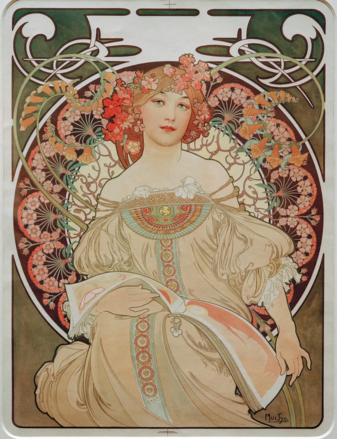 Träumerei von Alfons Mucha: Ein kunstvolles Gemälde im Jugendstil, das eine elegante Frau in sanften Farben zeigt, die verträumt in die Ferne blickt, umgeben von floralen Ornamenten und dekorativen Mustern.