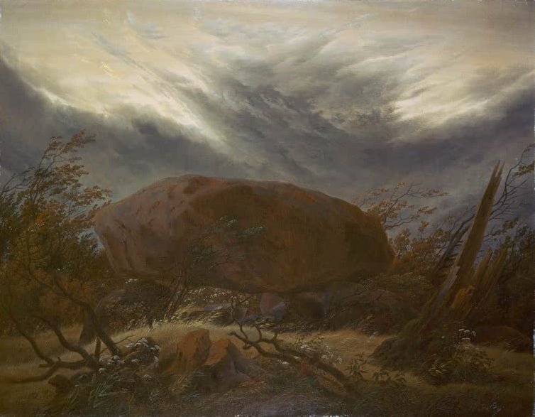 „Hünengrab im Herbst“ von Caspar David Friedrich – romantische Herbstlandschaft mit einem steinernen Hünengrab zwischen Bäumen.