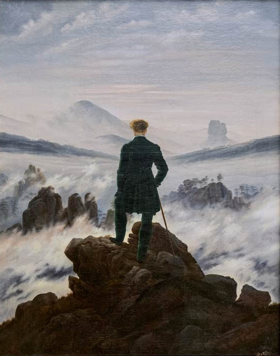 „Wanderer über dem Nebelmeer“ von Caspar David Friedrich – Wanderer auf einem Felsen über einer nebelverhangenen Berglandschaft.