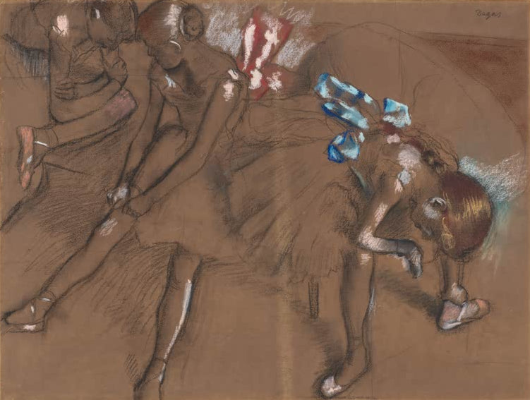 Kunstdruck von „Drei sich ausruhende Tänzerinnen“ von Edgar Degas, handgefertigt in Deutschland als Leinwand oder Poster erhältlich