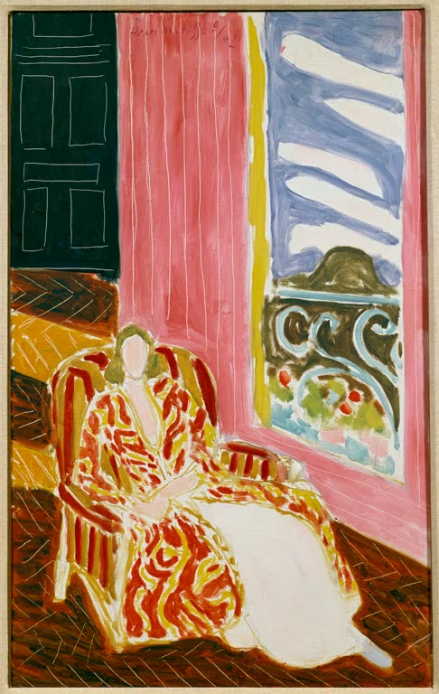 Kunstdruck des Gemäldes „Frau am Fenster oder Die schwarze Tür“ von Henri Matisse, erhältlich als Poster oder Leinwand, optional gerahmt, in Deutschland von Hand gefertigt.