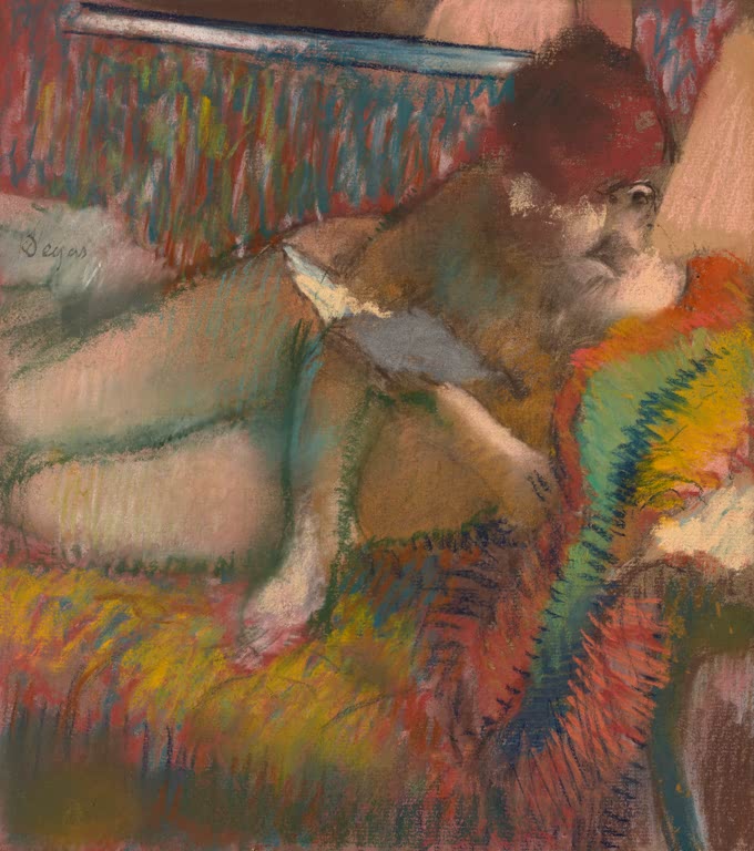 Kunstdruck von Frau liest von Edgar Degas mit einer ruhigen Alltagsszene einer lesenden Frau im impressionistischen Stil.