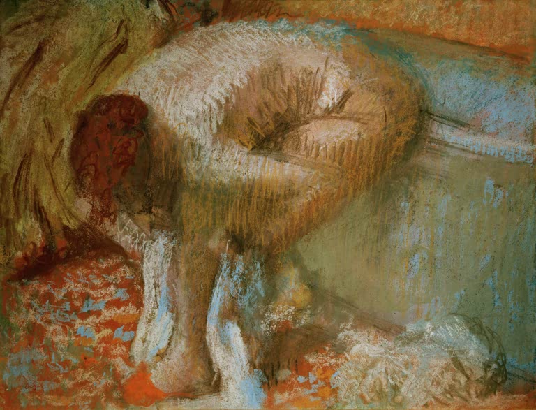 Kunstdruck von Frau, sich nach dem Bad die Füße abtrocknend von Edgar Degas mit einer intimen Badeszene in charakteristischer impressionistischer Darstellung.