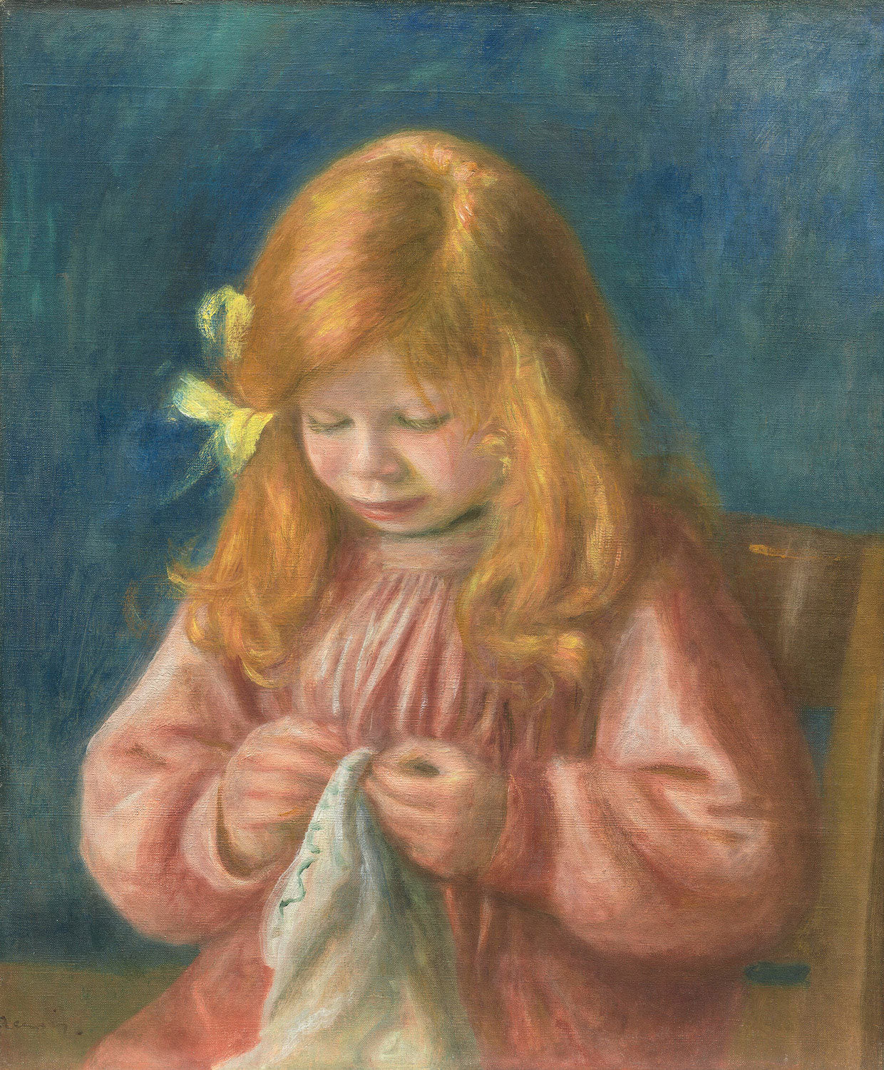 „Jean Renoir Sewing“ von Pierre-Auguste Renoir zeigt den Sohn des Künstlers, Jean, beim Nähen. Das impressionistische Gemälde fängt einen intimen Moment in sanften Farben und weichen Pinselstrichen ein, was es zu einem einzigartigen und charmanten Porträt der Familienidylle macht.