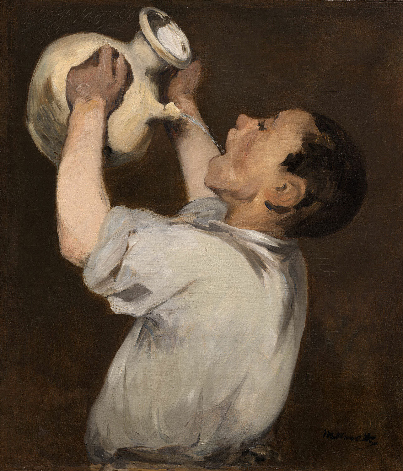 Das Gemälde "Junge mit Krug (La Régalade)" von Édouard Manet zeigt einen jungen Jungen, der eine Kanne hält. Der Junge ist in einfache Kleidung gehüllt und schaut ruhig nach vorne. Der Hintergrund ist unscharf, wodurch der Junge und die Kanne im Mittelpunkt der Darstellung stehen.