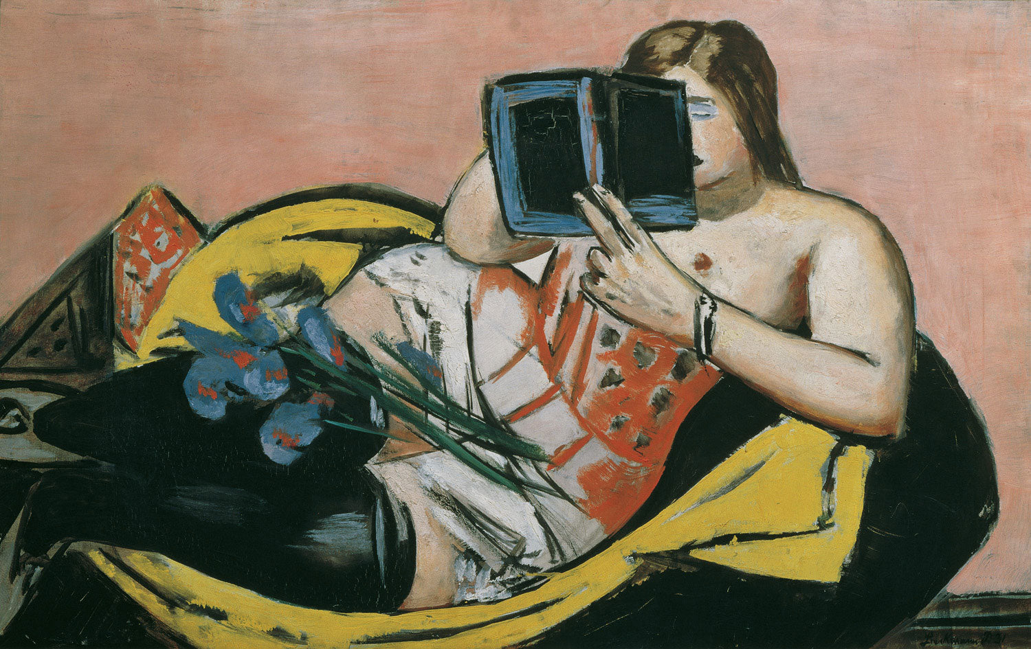 Liegende Frau mit Buch und Schwertlilien von Max Beckmann, expressionistisches Gemälde mit intensiven Farben und kraftvoller Symbolik.