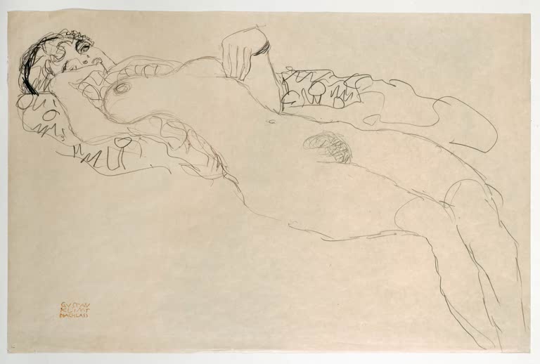 Kunstdruck von „Liegender Akt nach links“ von Gustav Klimt mit ausdrucksstarker Aktstudie und feiner Linienführung. In Deutschland von Hand gefertigt, als Leinwand oder Poster erhältlich.