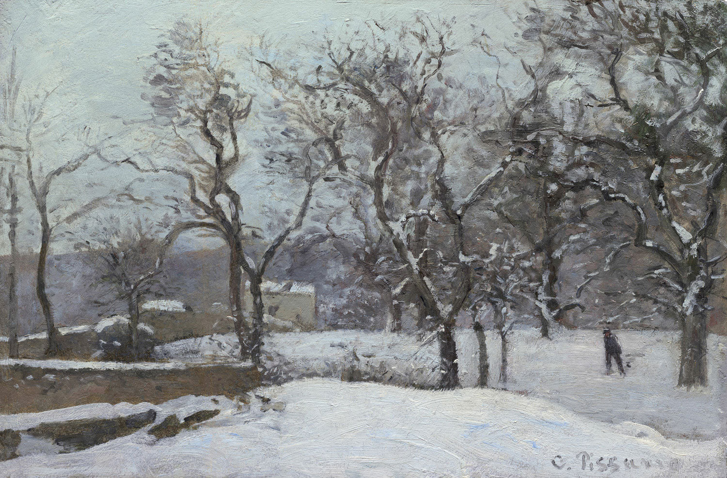 Verschneite Dorfstraße in Louveciennes mit kahlen Bäumen und Häusern, in sanften Weiß-, Grau- und Beigetönen impressionistisch gemalt.