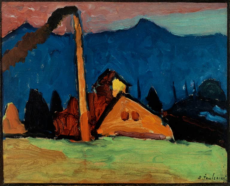 Alexej von Jawlensky Oberau Fabrik Kunstkopie – Fabrikschornstein mit Rauch und orangefarbenem Gebäude vor blauen Bergen