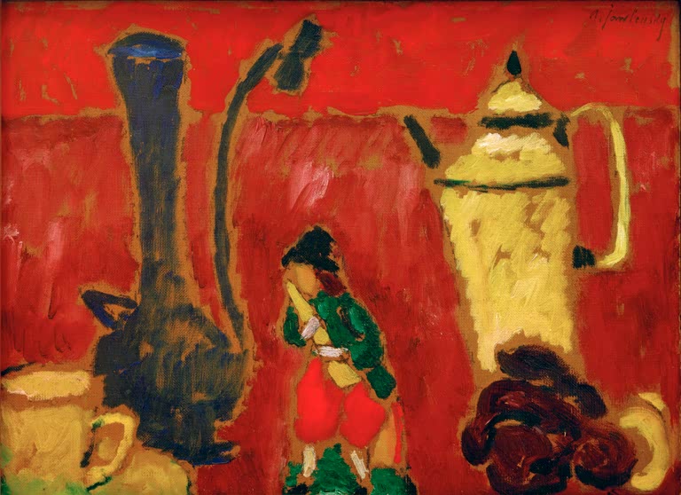 Flasche, Kanne, Tasse und Figur vor rotem Grund – Alexej von Jawlensky Stilleben mit Italiener Kunstkopie