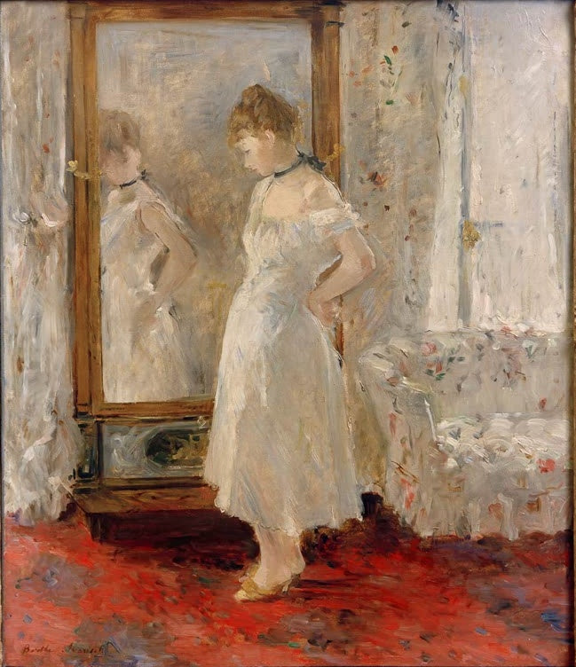 Junge Frau im weißen Kleid steht vor einem hohen Standspiegel – Berthe Morisot Der Spiegel Kunstkopie