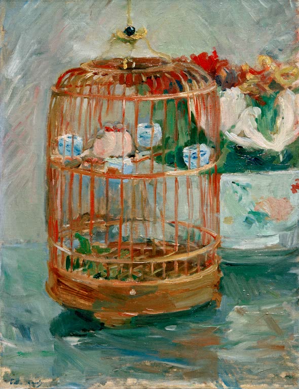 Rotbrauner Vogelkäfig vor blaugrünem Hintergrund neben einer Blumenschale – Berthe Morisot Le cage Kunstkopie