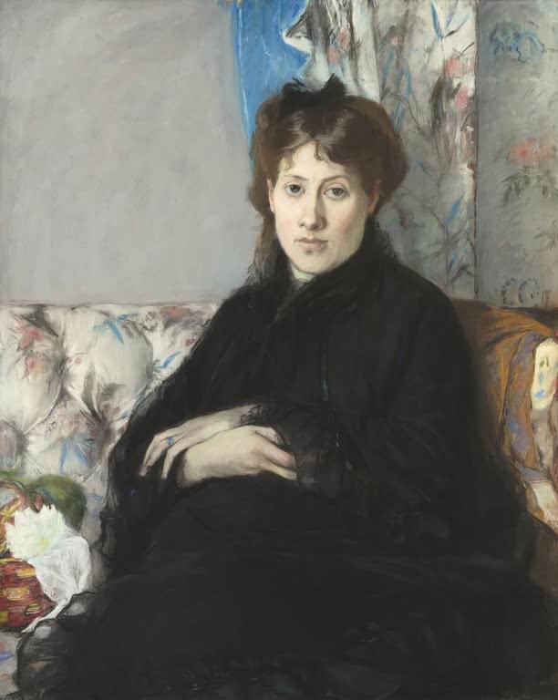 Frau in Schwarz sitzt vor geblümtem Vorhang – Berthe Morisot Porträt von Madame Edma Pontillon Kunstkopie