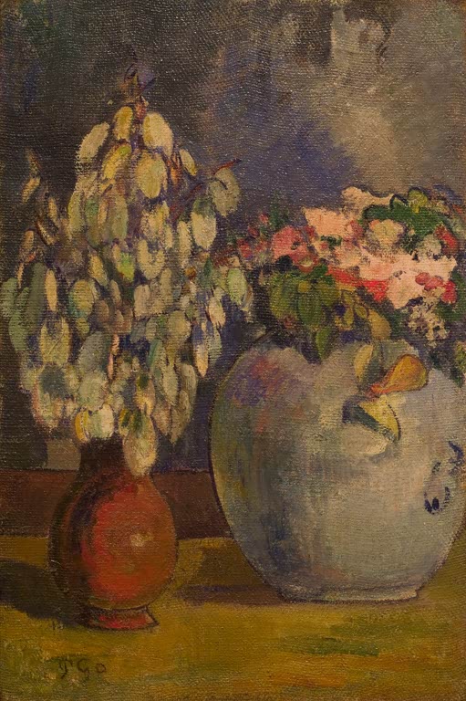 Deux vases de fleurs