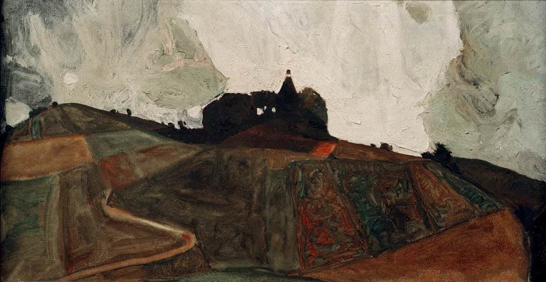 Dunkler Hügel mit Kapelle unter hellem Himmel, ein Weg schlängelt sich hinauf – Egon Schiele Gewitterberg Kunstkopie