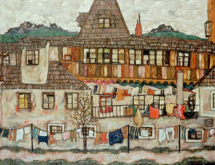 Altes Haus mit Schindeldach und bunter Wäsche auf der Leine – Egon Schiele Haus mit trocknender Wäsche Kunstkopie