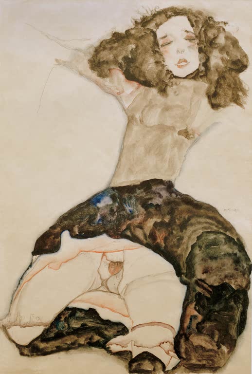 Mädchen mit lockigem Haar und hochgeschlagenem dunklem Rock – Egon Schiele Schwarzhaariges Mädchen Kunstkopie