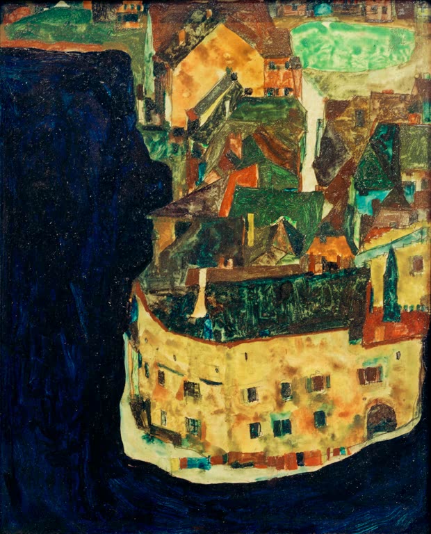 Stadt auf einer Landzunge mit gelber Häuserreihe vor tiefblauem Wasser – Egon Schiele Stadt am Blauen Fluß II Kunstkopie