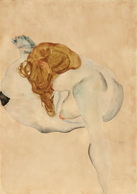 Vornübergebeugte Frau mit rotblondem Haar, zart in Weiß und Blau – Egon Schiele Weiblicher Akt Kunstkopie