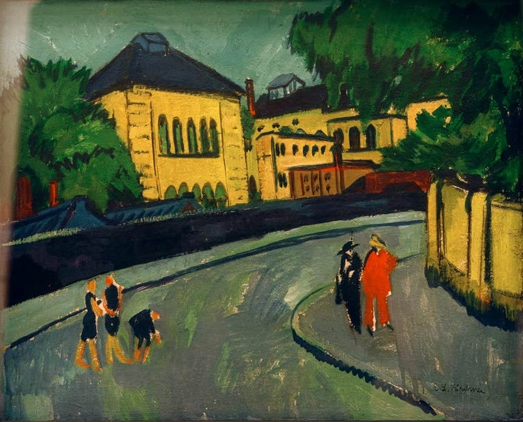 Gelbes Gebäude an einer Straße mit Passanten und Bäumen – Ernst Ludwig Kirchner Dresden; Am Queckbrunnen Kunstkopie