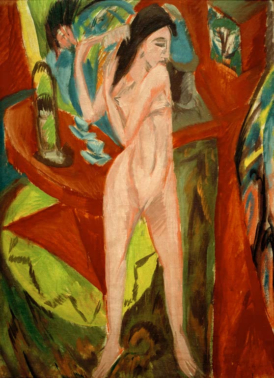 Nackte Frau kämmt ihr Haar vor roten Baumformen und buntem Hintergrund – Ernst Ludwig Kirchner Sich kämmender Akt Kunstkopie