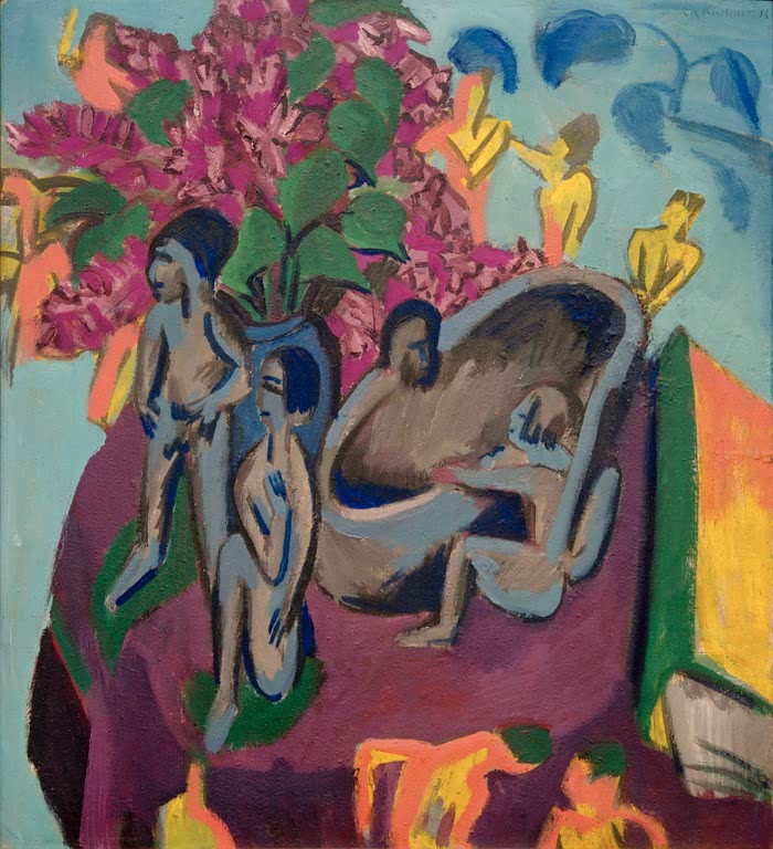 Flieder und kleine Aktfiguren auf violettem Tisch – Ernst Ludwig Kirchner Stilleben mit Plastiken und Blumen Kunstkopie
