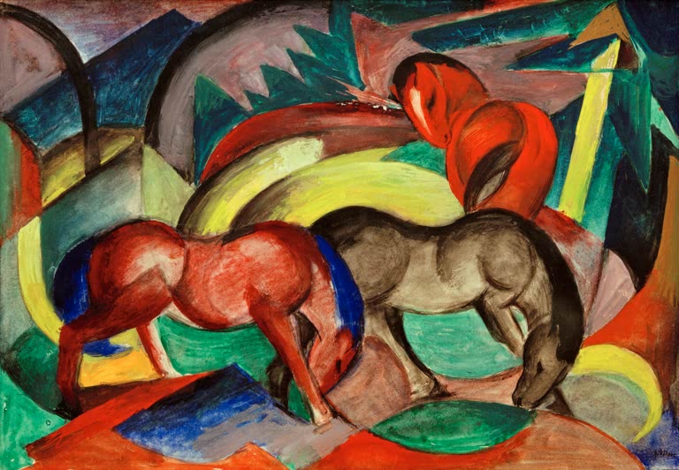 Drei Pferde in Rot, Grau und Schwarz vor gelben Bögen und blauen Bergformen – Franz Marc Drei Pferde Kunstkopie