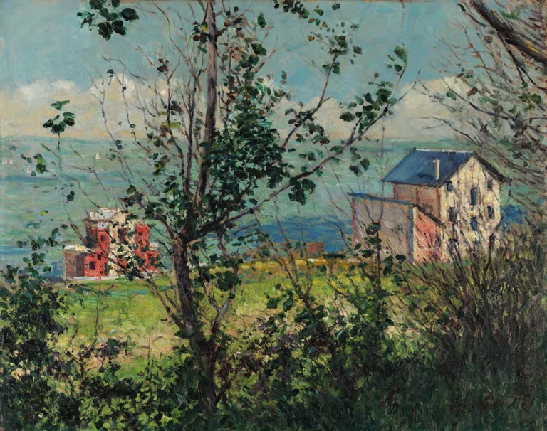 Häuser hinter Zweigen auf grüner Wiese, Meer dahinter – Gustave Caillebotte Cottage in Trouville Kunstkopie