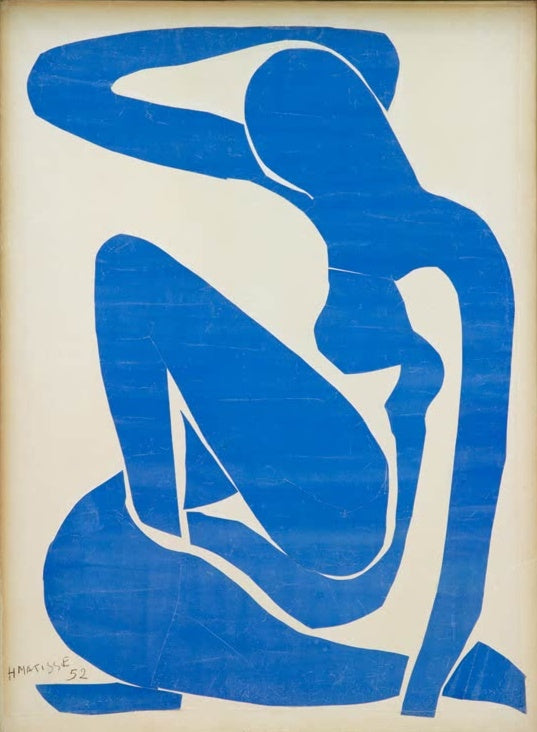 Blauer Akt als Papierschnitt, sitzend mit erhobenem Arm, auf hellem Grund – Henri Matisse Nu bleu I Kunstkopie