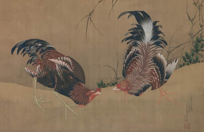Katsushika Hokusai Kampfhähne Kunstkopie, zwei gefiederte Hähne stehen sich vor goldbraunem Seidengrund gegenüber