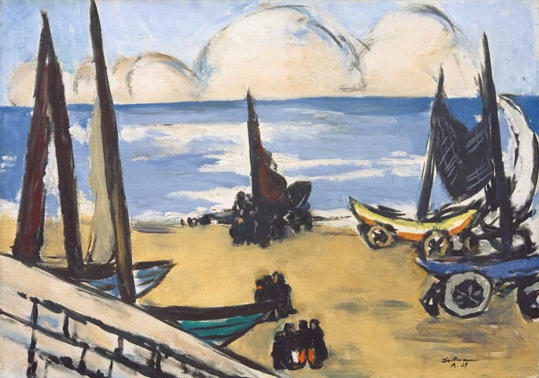 Segelboote auf Karren am hellen Sandstrand vor blauem Meer und Wolken – Max Beckmann Boote am Strand Kunstkopie