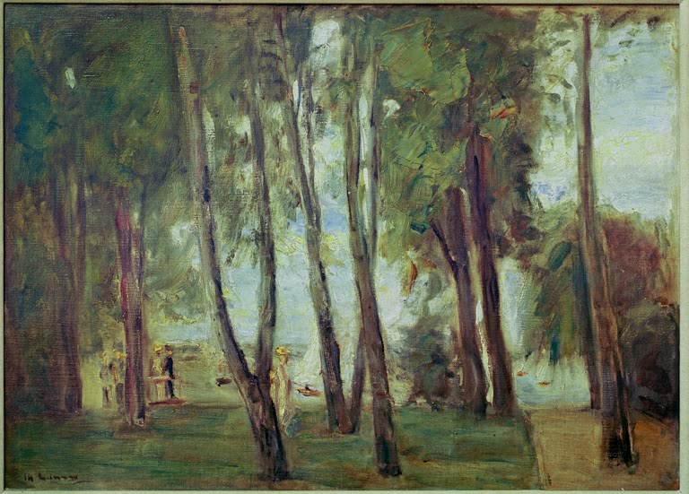 Birkenstämme am Ufer mit Blick auf Segelboote im Hintergrund – Max Liebermann Der Garten des Künstlers in Wannsee Kunstkopie