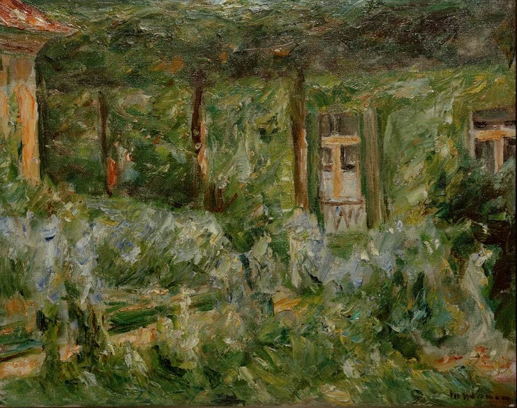 Max Liebermann Gartenhaus nach Osten Kunstkopie, rotes Gartenhausdach zwischen dichtem grünem Laub und blühenden Stauden