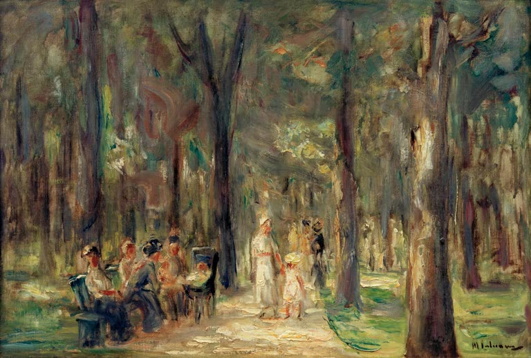 Spaziergänger und Bänke auf sonnigem Waldweg im Tiergarten – Max Liebermann Im Tiergarten Kunstkopie