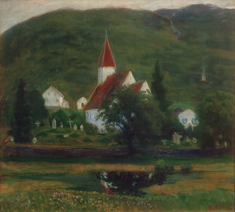 Weiße Kirche mit rotem Spitzdach, Friedhof und grüner Berghang – Nicolai Astrup Kirche von Alhus Kunstkopie