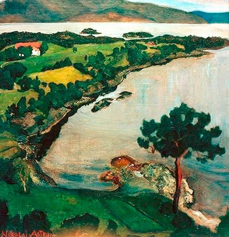 Fjordbucht mit grünen Landzungen, rotem Haus und Kiefer im Vordergrund – Nicolai Astrup Schwaneninselbucht Kunstkopie