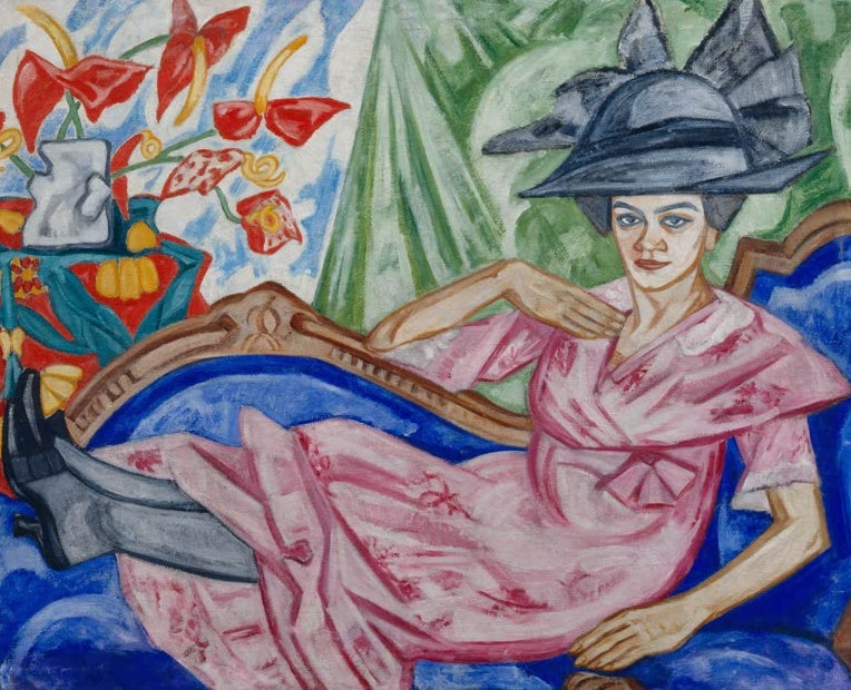 Olga Rosanowa Porträt der Schwester der Künstlerin Kunstkopie, Frau im rosa Kleid mit grauem Hut auf blauem Sofa