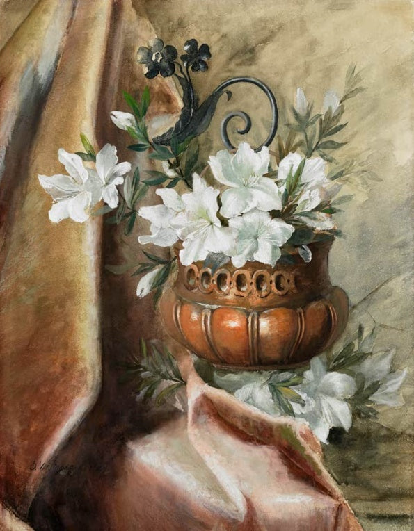 Olga Wisinger-Florian Stilleben mit weißen Blüten in Kupferschale Kunstkopie, Blumen vor rosigen Stoffbahnen