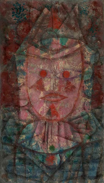 Maskenartiges rosa Gesicht mit roten Augen und Kragen auf rotbraunem Grund – Paul Klee Asiatischer Gott Kunstkopie