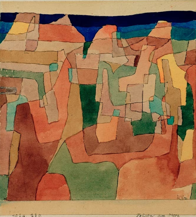 Kubistisch verschachtelte Felsformen in Orange, Grün und Ocker unter tiefblauem Meer – Paul Klee Felsen am Meer Kunstkopie