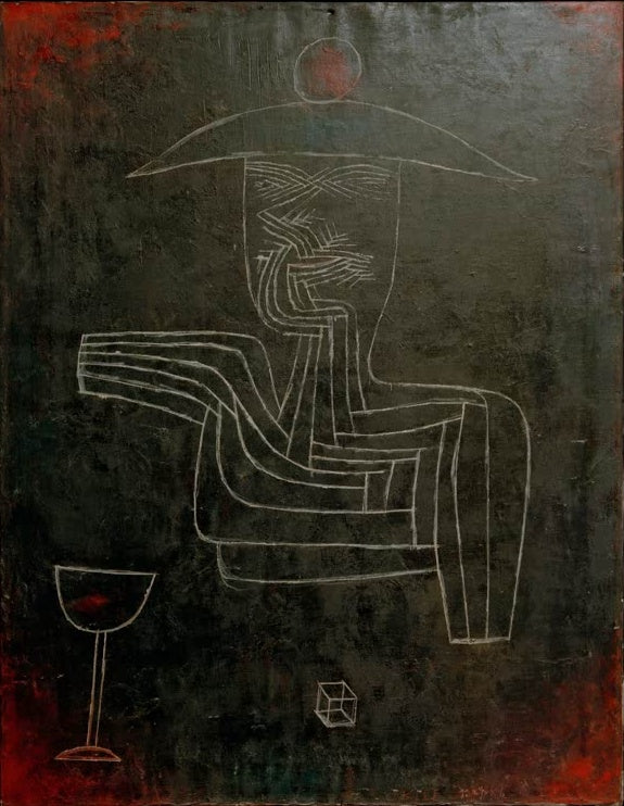 Sitzende Geistergestalt mit Hut, Weinglas und Würfel auf dunklem Grund – Paul Klee Geist bei Wein und Spiel Kunstkopie