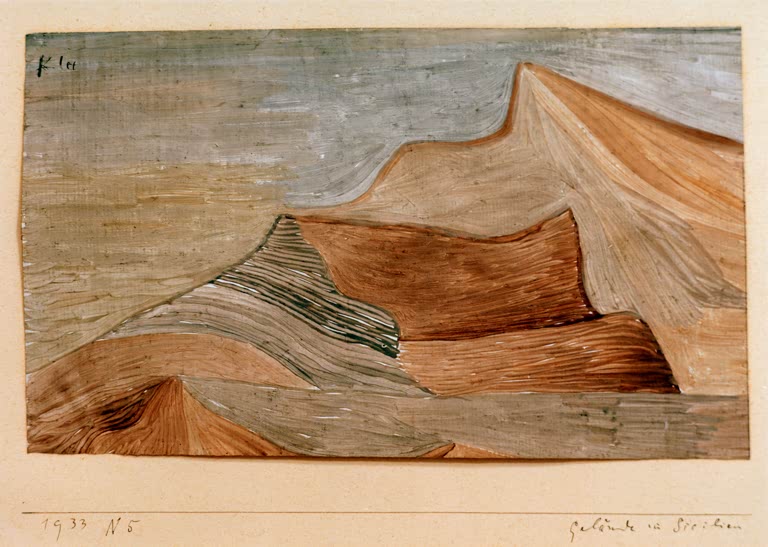 Braungraue, geschwungene Hügelzüge unter grauem Himmel in Pinselstrichen – Paul Klee Gelände im Süden Kunstkopie