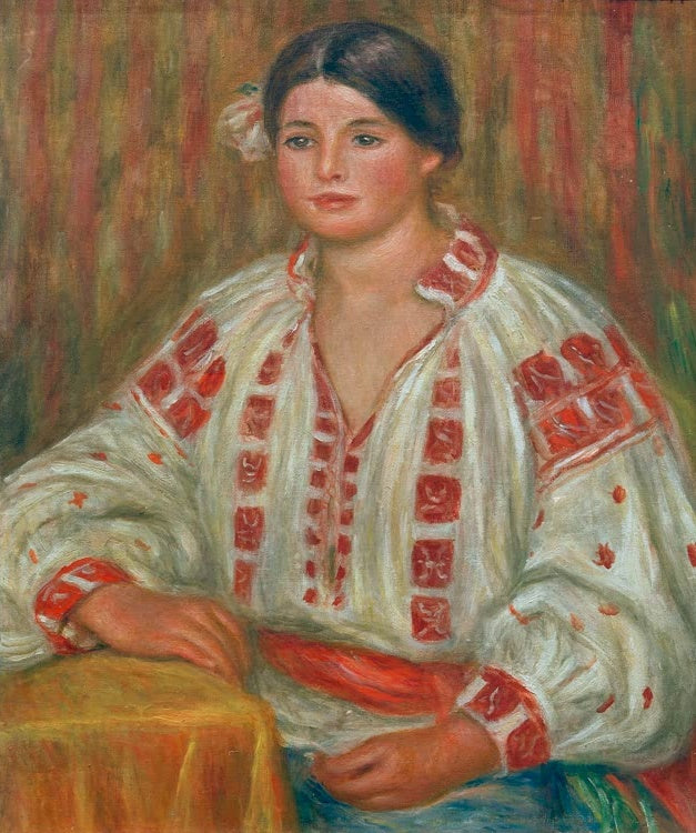 Frau in weißer Bluse mit roter Stickerei, die Hände auf dem Tisch – Pierre-Auguste Renoir Die bulgarische Bluse Kunstkopie