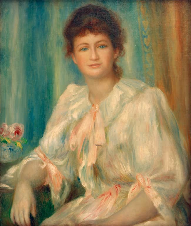 Junge Frau in weißem Kleid sitzt vor grünblauem Vorhang – Pierre-Auguste Renoir Porträt einer jungen Frau in Weiß Kunstkopie