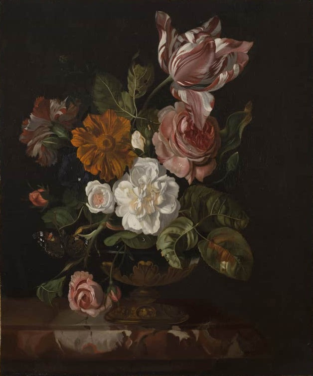 Rachel Ruysch Blumen in einer Vase Kunstkopie, gestreifte Tulpe, weiße Rosen und Ringelblume in vergoldetem Gefäß